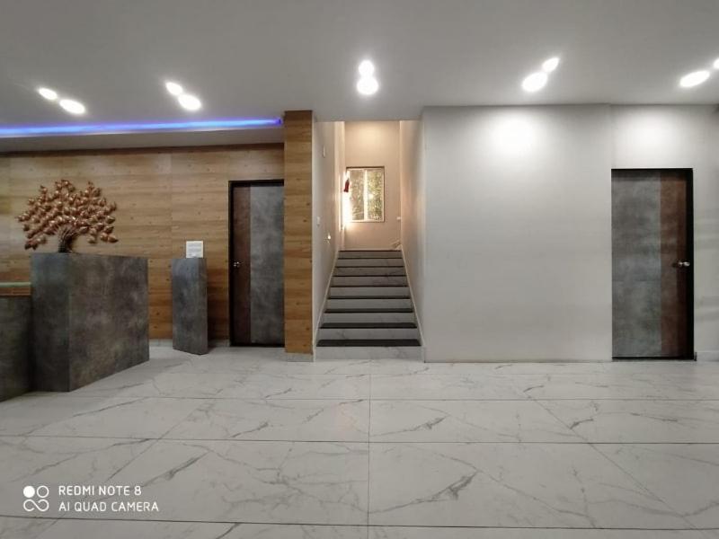 Oyo 80228 Hotel Richa Halol Exterior photo